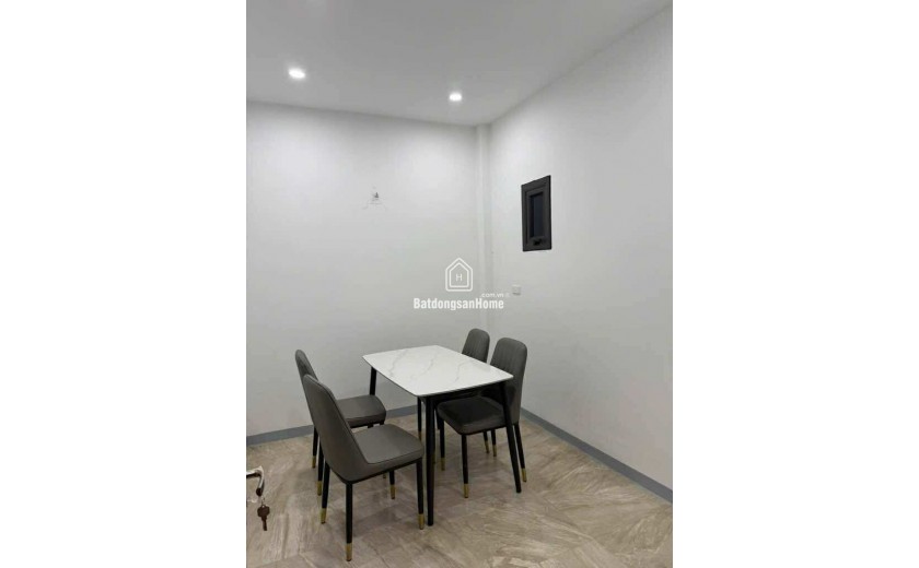 TT Hai Bà Trưng, Cách Mặt Phố 5m, Nhà Mới Nở Hậu Ở Ngay Nhỉnh 8 Tỷ